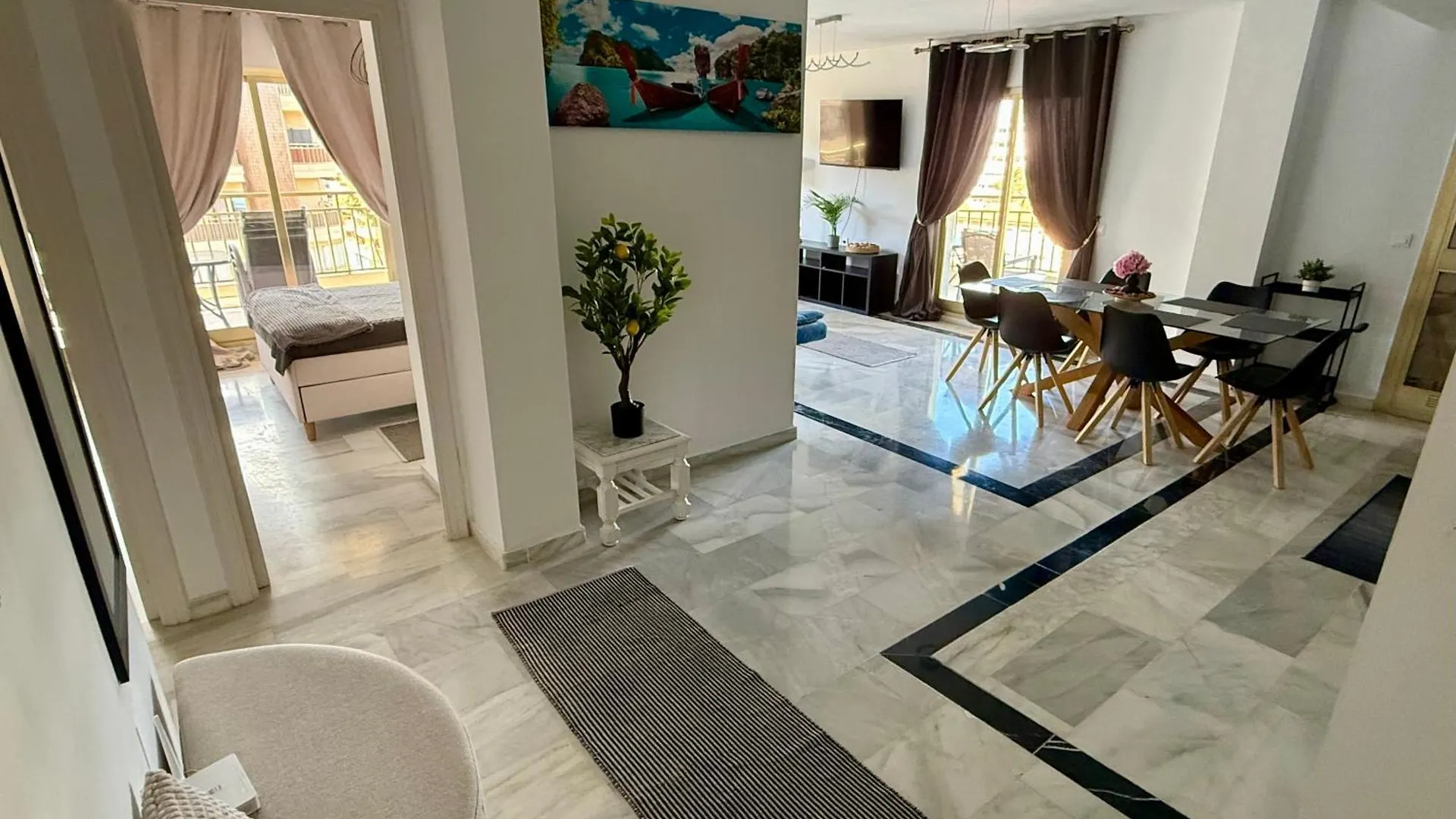 Playa Dona Sofia Bella Apartment Fuengirola